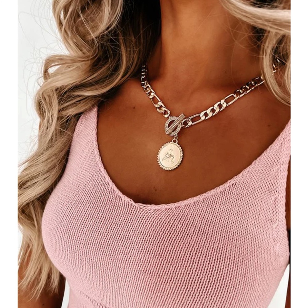 All eyes on you necklace